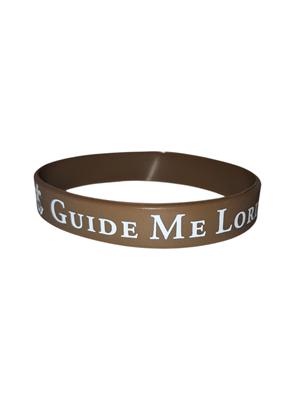 Szilikon karkötő angol felirattal "Guide me Lord" barna