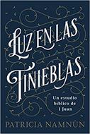 Luz en las Tinieblas (Tapa Rústica) [Libro]