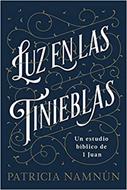 Luz en las Tinieblas (Rústica) [Libro]