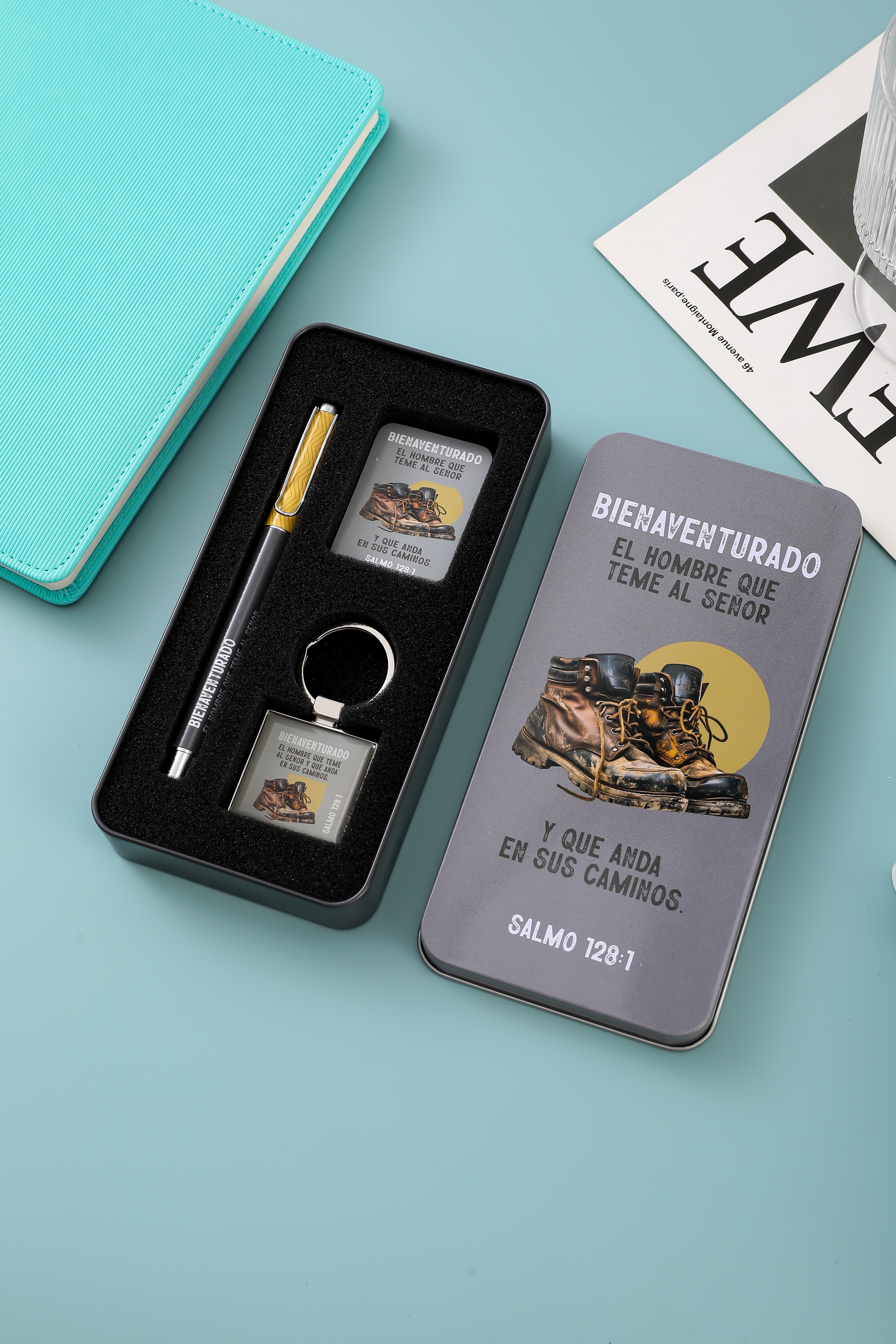 Juego de Bolígrafo + Llavero + Tarjeta