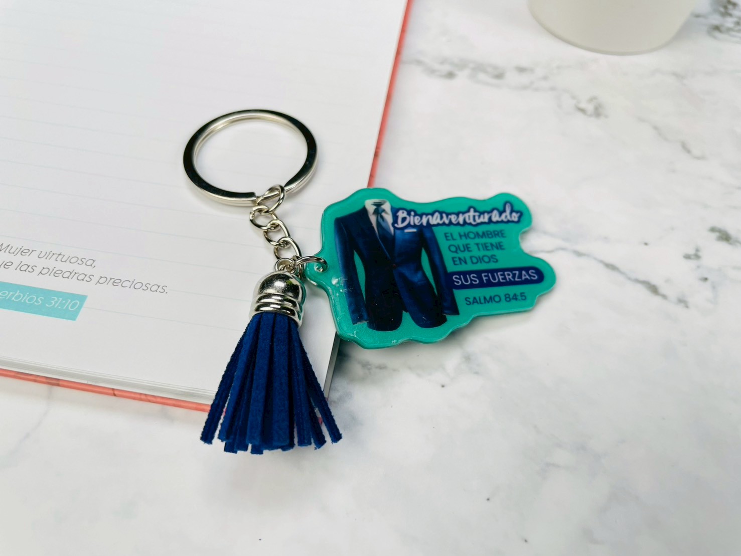 Llavero acrílico con Tassel