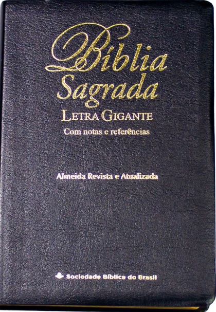 Bíblia Sagrada  com letra gigante, notas e referências